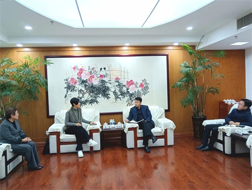 健康帮王楠总裁与大连市中山区政府领导会面座谈