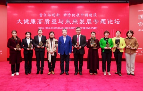 17373982_a3193274527_plx.jpg 17373982_a3193274527_plx.jpg