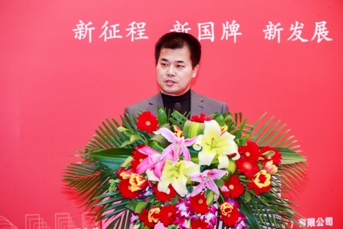 20124596_a3193274527_plx.jpg 20124596_a3193274527_plx.jpg